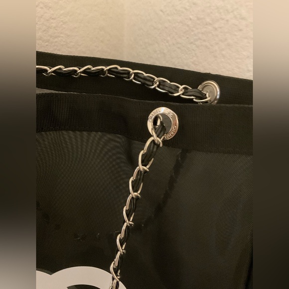 NIP CHANEL Beauty Mesh Tote Bag & Makeup Pouch Set of 2 - Picture 3 of 5